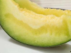 梦到吃蜜瓜不甜,揭秘梦到吃蜜瓜不甜的奥秘