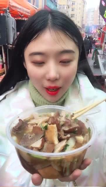 火烧姐吃瓜,揭秘娱乐圈幕后真相