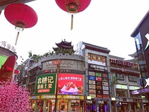 深圳东门老街吃瓜,瓜果飘香，美食地图探秘